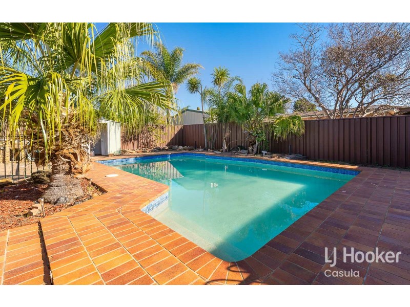 8 Grevillea Crescent, Prestons NSW 2170