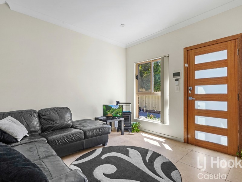 6/2 Blackwood Avenue, Casula NSW 2170