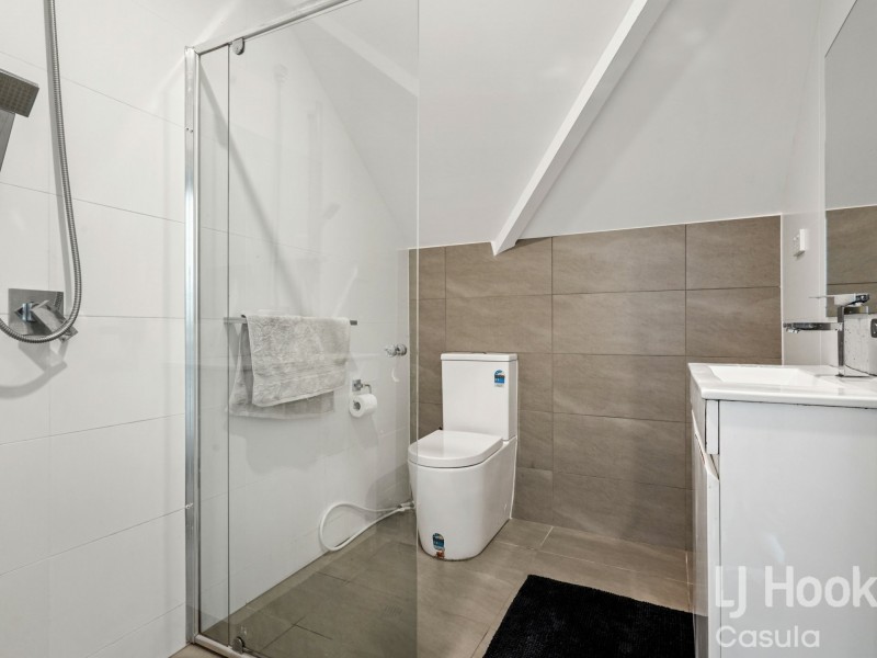 6/2 Blackwood Avenue, Casula NSW 2170