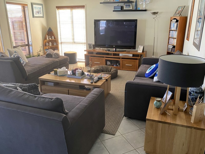 5 San Marino Drive, Prestons NSW 2170