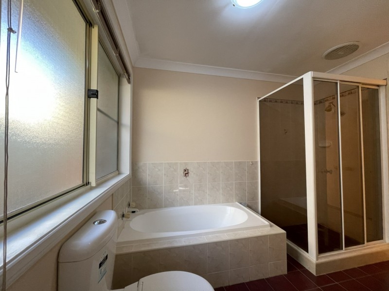 12 Stead Close, Casula NSW 2170