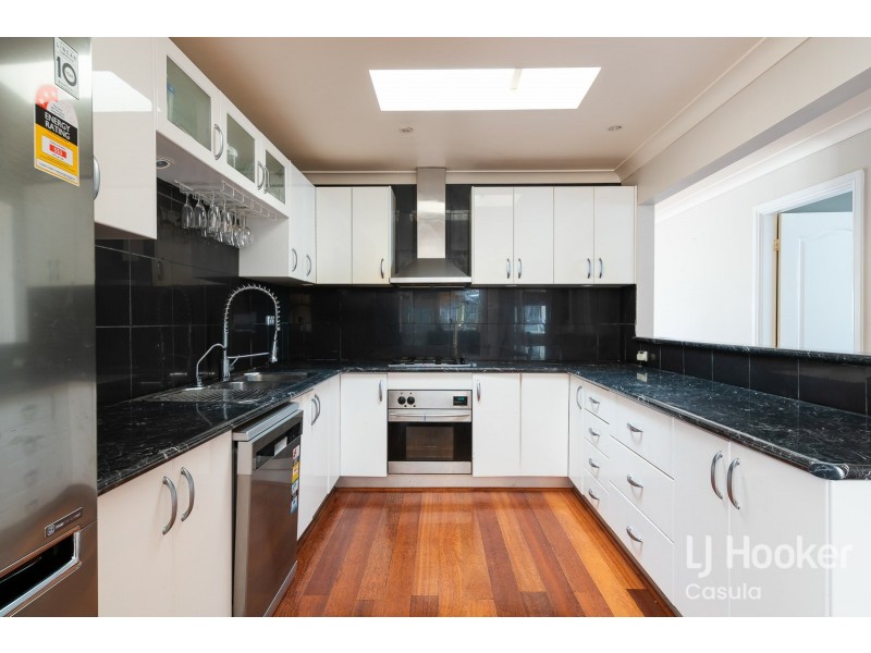 15B Harpur Place, Casula NSW 2170