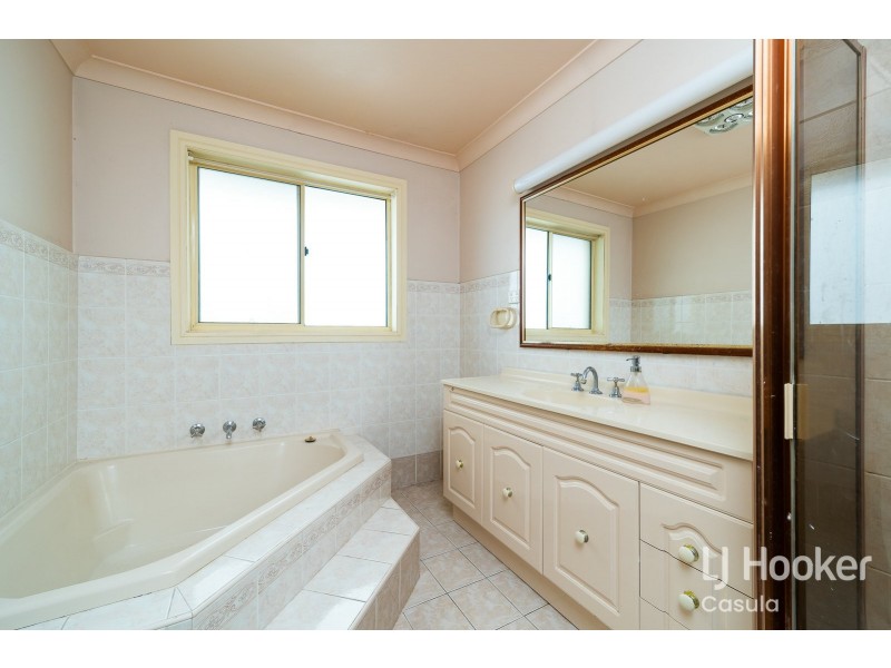 15B Harpur Place, Casula NSW 2170