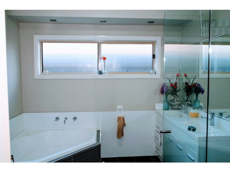 23 Stonequarry Way, Carnes Hill NSW 2171