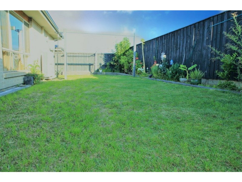 23 Stonequarry Way, Carnes Hill NSW 2171