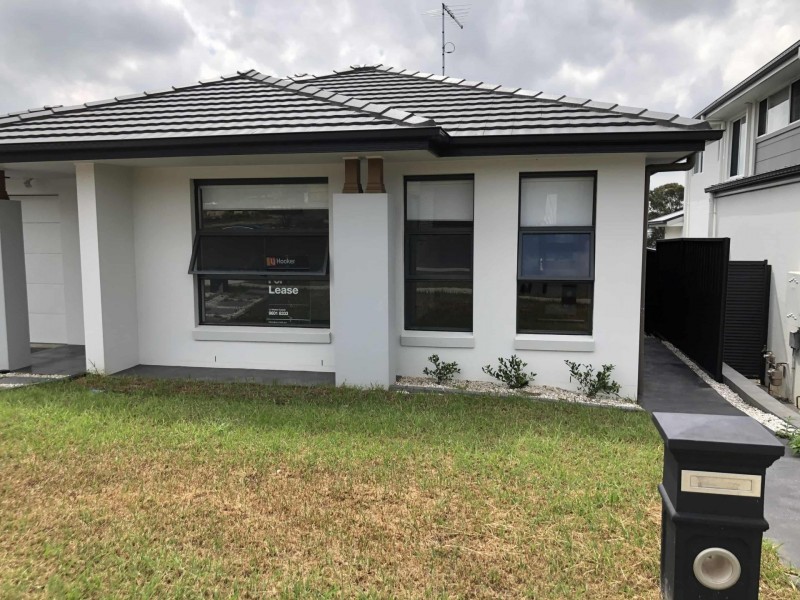 8A McGuanne Street, Campbelltown NSW 2560