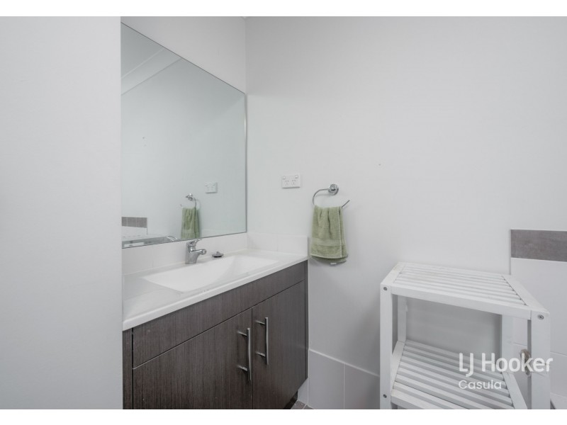 14 Callinan Crescent, Bardia NSW 2565