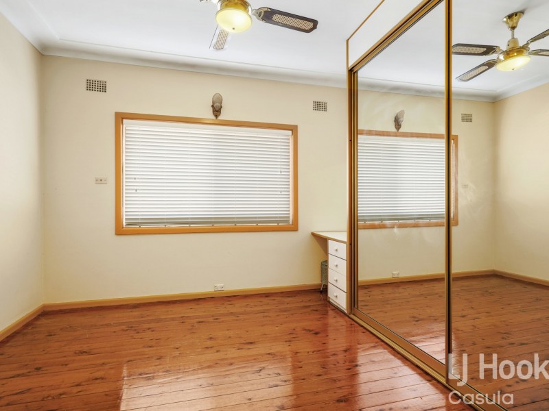 12 Dunmore Crescent, Casula NSW 2170