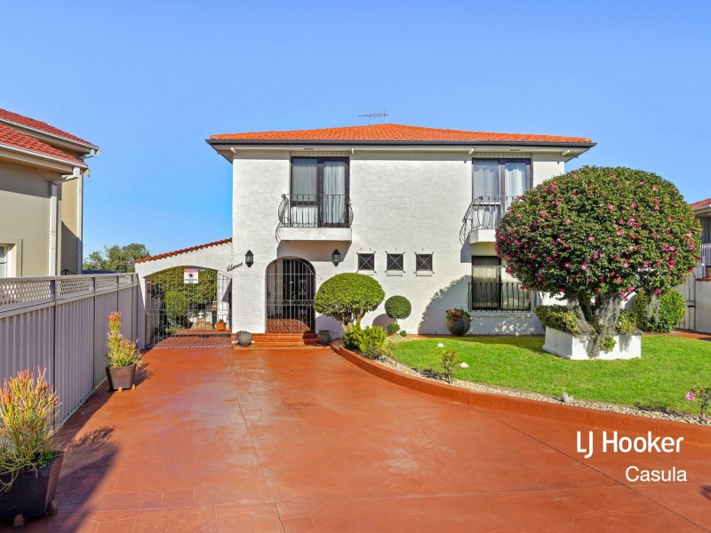 14 Segefield Place, Casula NSW 2170