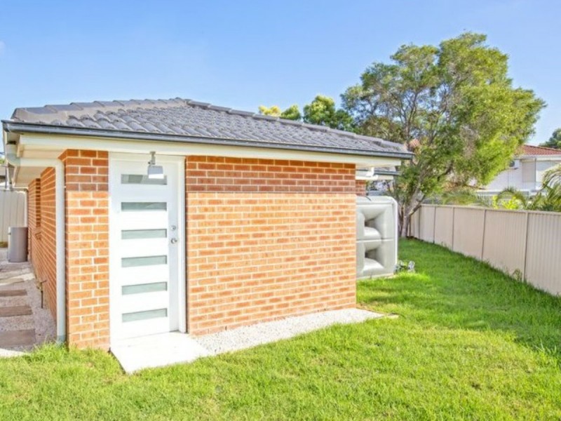 9B Dorado Place, Hinchinbrook NSW 2168