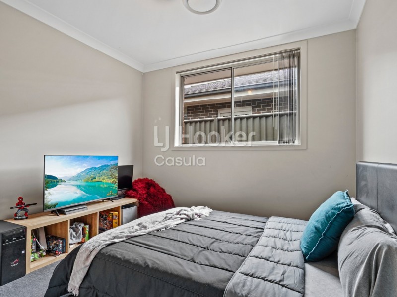 6 Myall Street, Gregory Hills NSW 2557