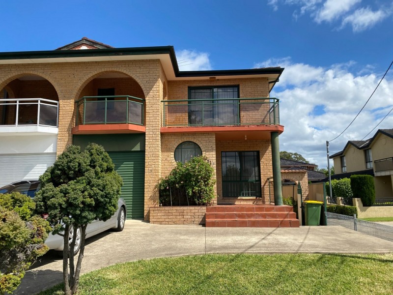 21B Manuka Crescent, Bass Hill NSW 2197