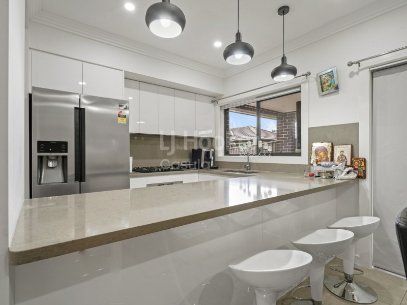 17 Besnard Street, Oran Park NSW 2570