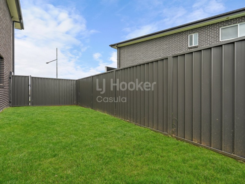 17 Besnard Street, Oran Park NSW 2570