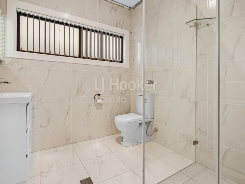 64A Dobell Road, Eagle Vale NSW 2558