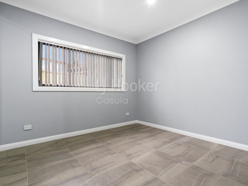 64A Dobell Road, Eagle Vale NSW 2558