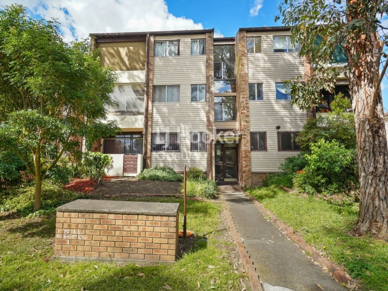 2/26-30 Remembrance Avenue, Warwick Farm NSW 2170