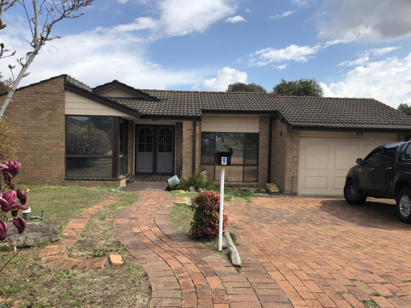 9 Buin Place, Glenfield NSW 2167