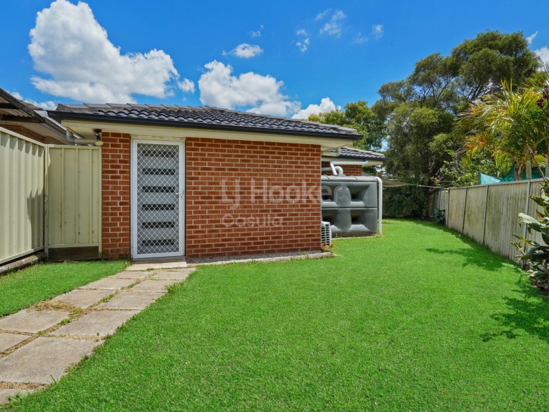 9B Dorado Place, Hinchinbrook NSW 2168