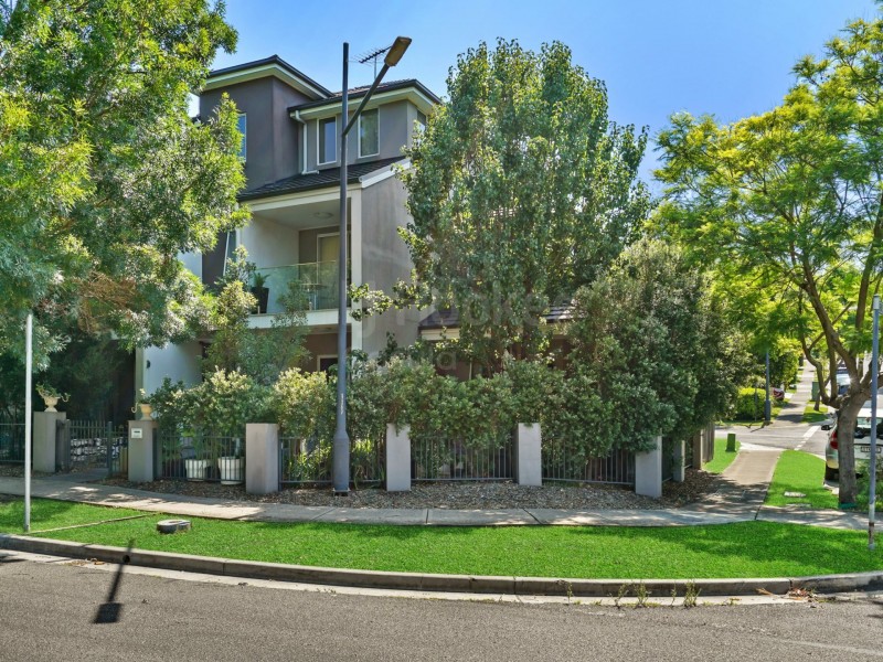 11/6-11 Parkside Crescent, Campbelltown NSW 2560