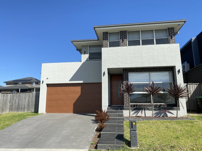 27 Vinny Road, Edmondson Park NSW 2174