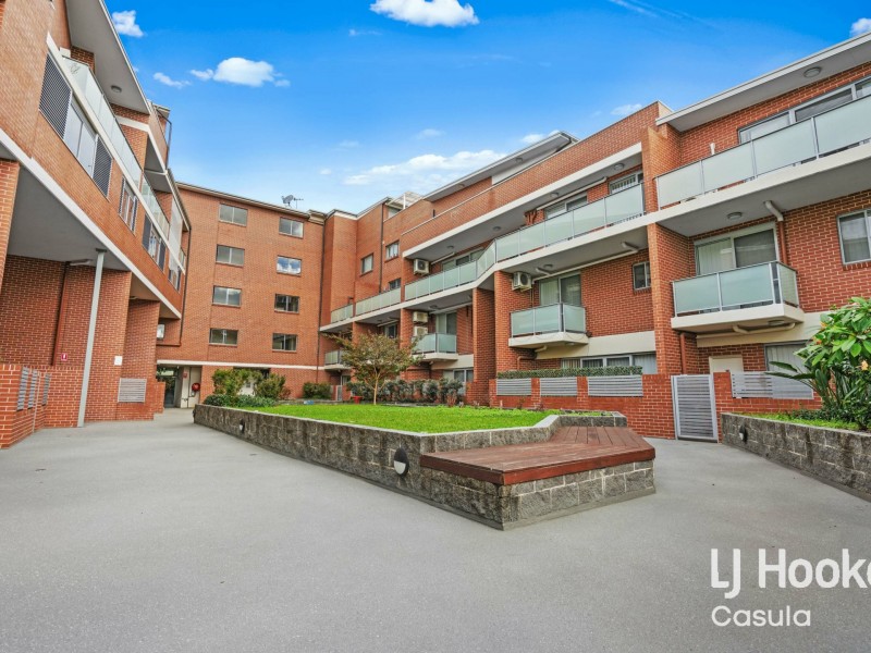 23/2 Kurrajong Road, Casula NSW 2170