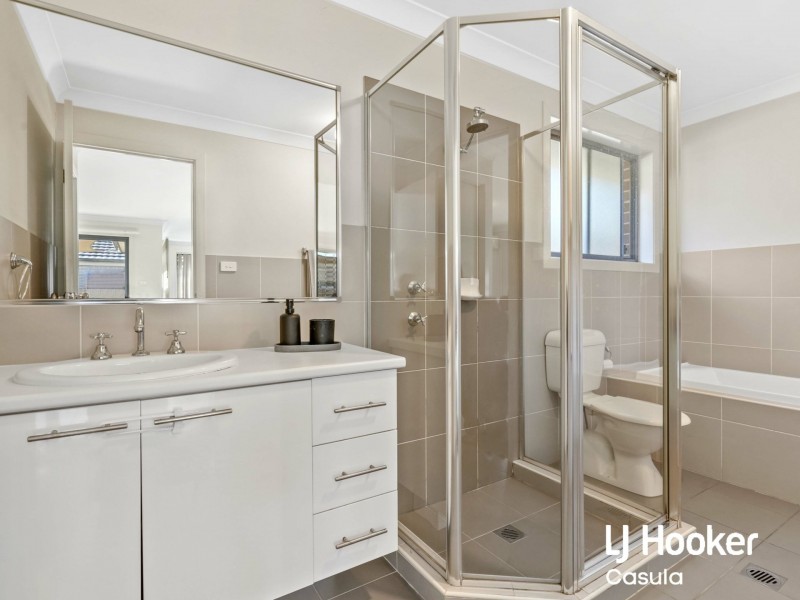 12 Gallina Drive, Spring Farm NSW 2570