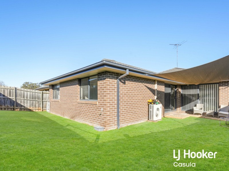 12 Gallina Drive, Spring Farm NSW 2570