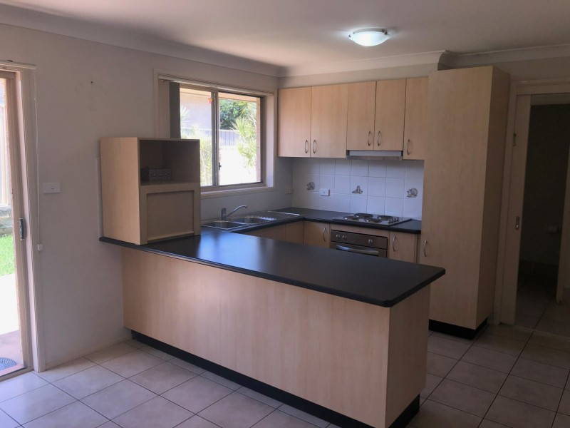 1/16-18 Carnation Avenue, Casula NSW 2170