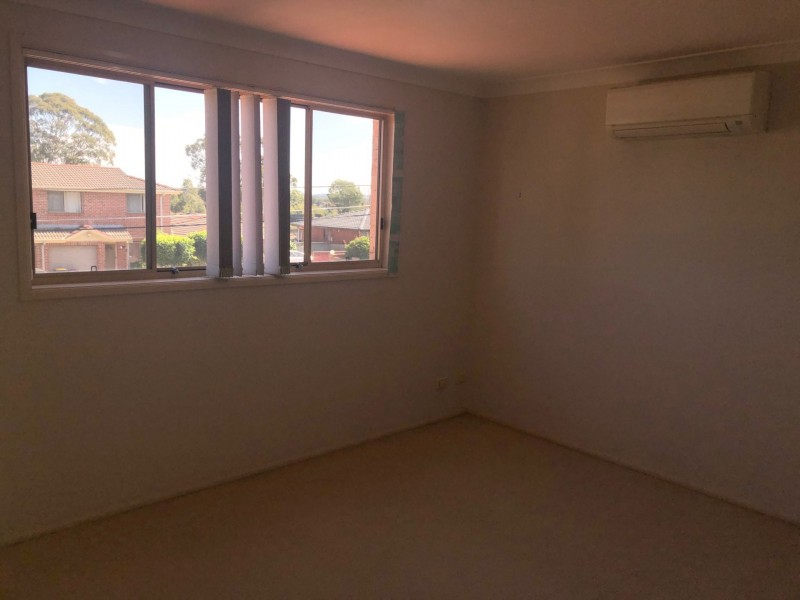 1/16-18 Carnation Avenue, Casula NSW 2170