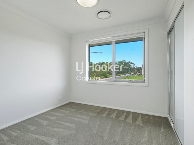 1 Morley Place, Glenfield NSW 2167