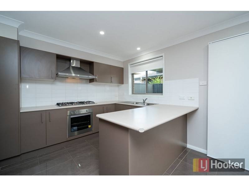 116 Pine Road, Casula NSW 2170