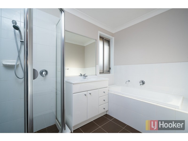 116 Pine Road, Casula NSW 2170