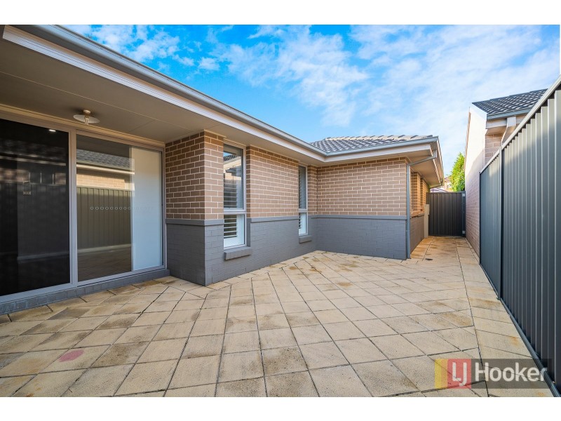 116 Pine Road, Casula NSW 2170