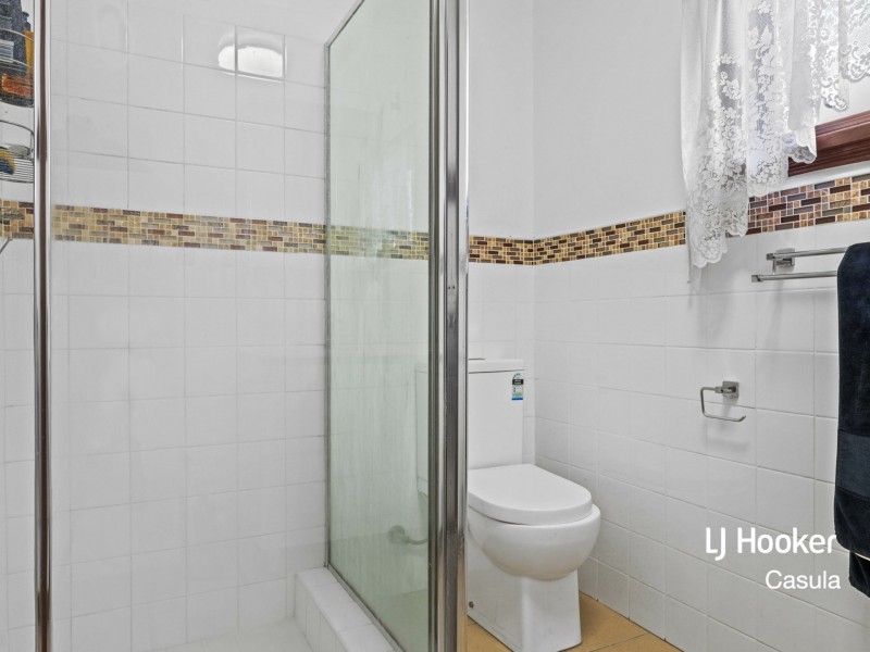 14 Segefield Place, Casula NSW 2170