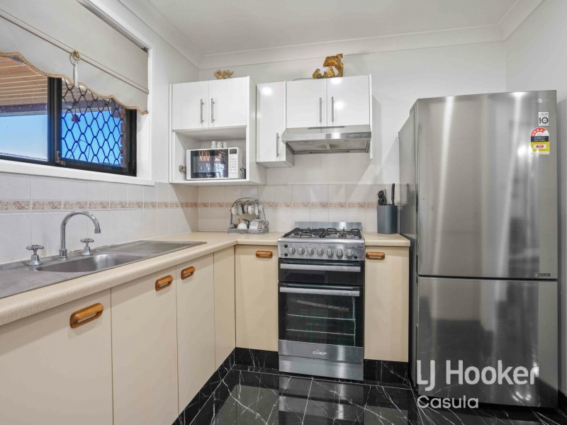 21/45 Pine Road, Casula NSW 2170