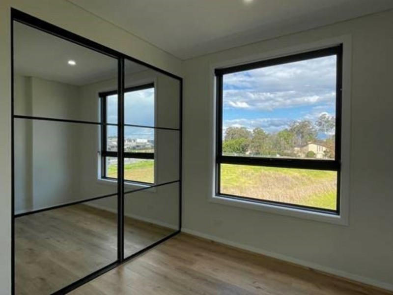 11/51-55 Hutton Road, Edmondson Park NSW 2174