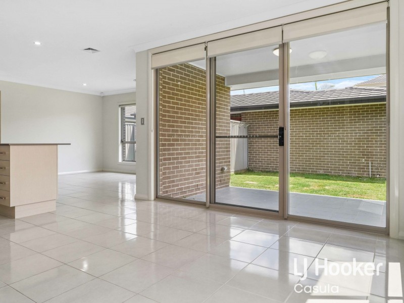 120 Macksville Street, Carnes Hill NSW 2171