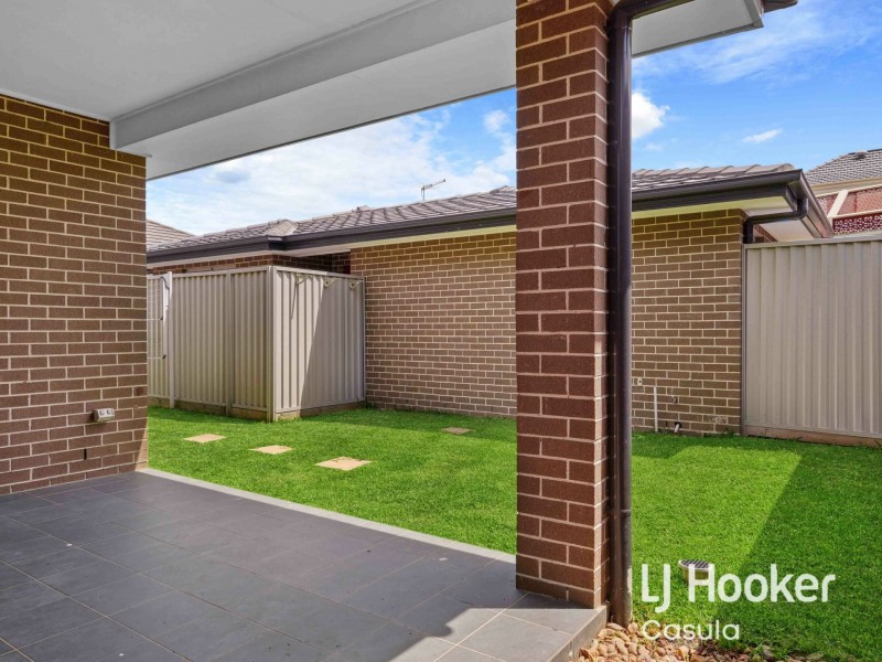 120 Macksville Street, Carnes Hill NSW 2171
