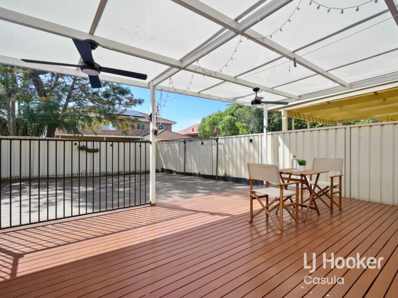 7B Doomben Close, Casula NSW 2170