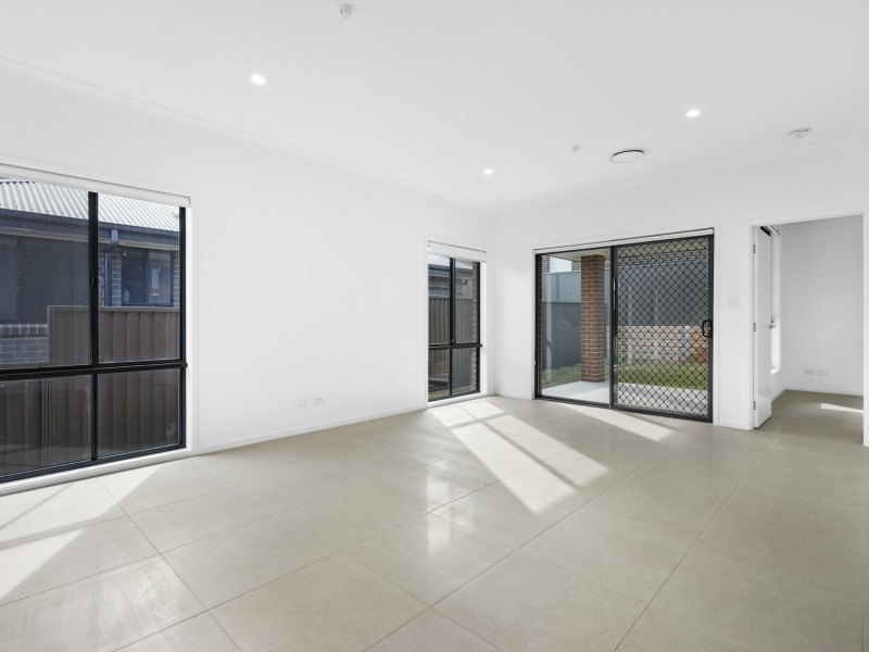 17 Enterprise Street, Gregory Hills NSW 2557