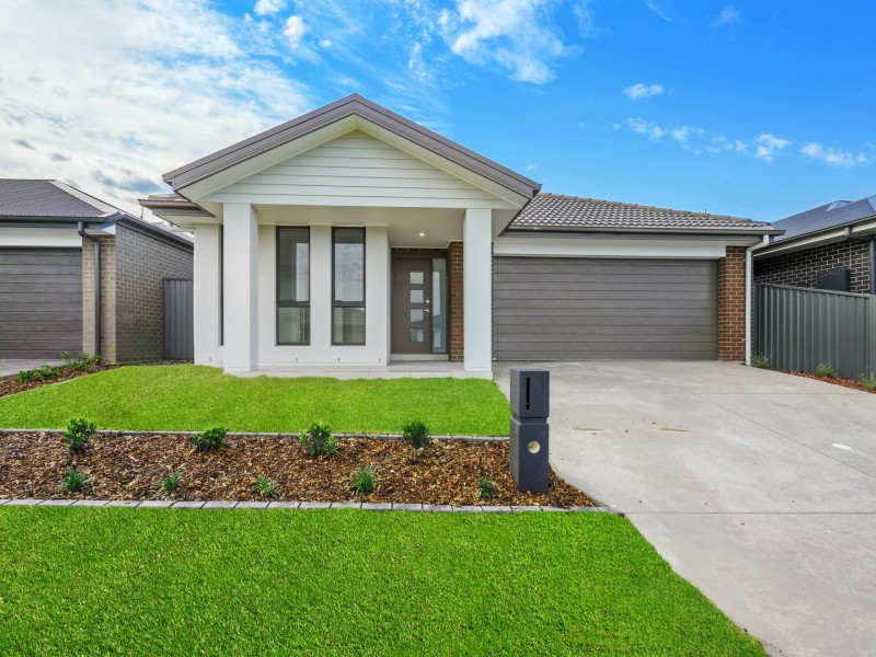 17 Enterprise Street, Gregory Hills NSW 2557