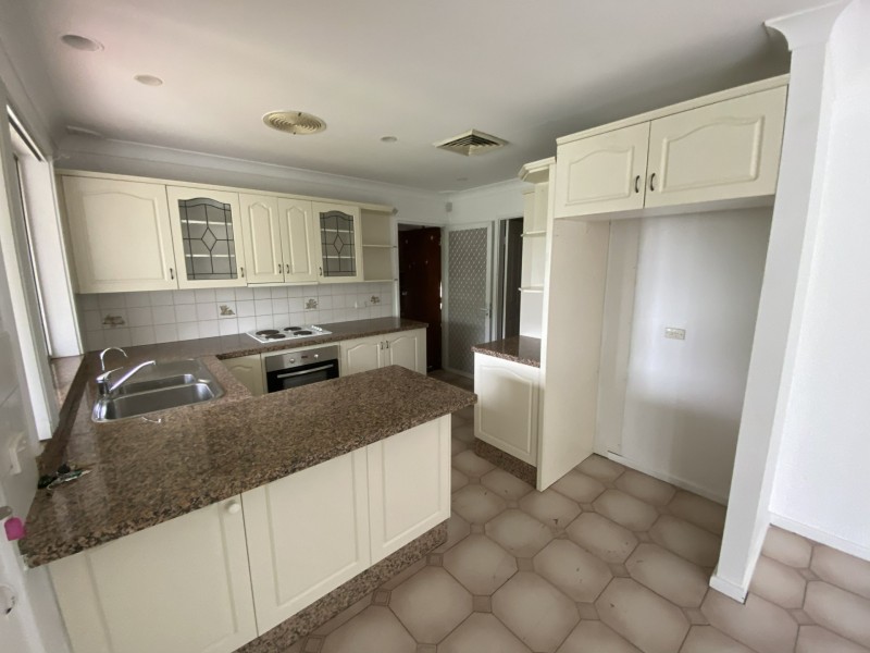 15 Birch Avenue, Casula NSW 2170