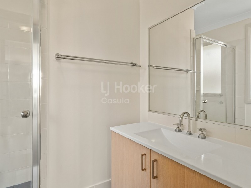 5 Mariner Street, Glenfield NSW 2167