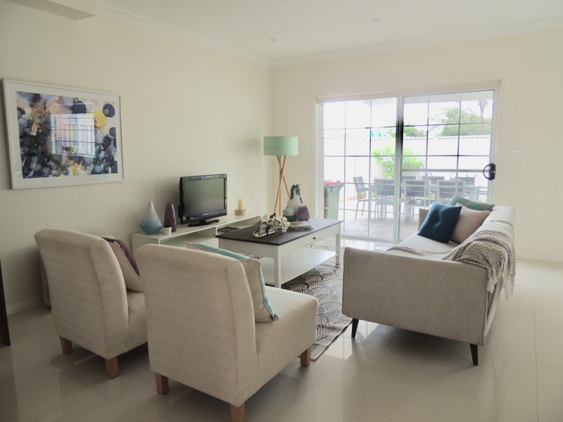 8/10 Old Glenfield Road, Casula NSW 2170