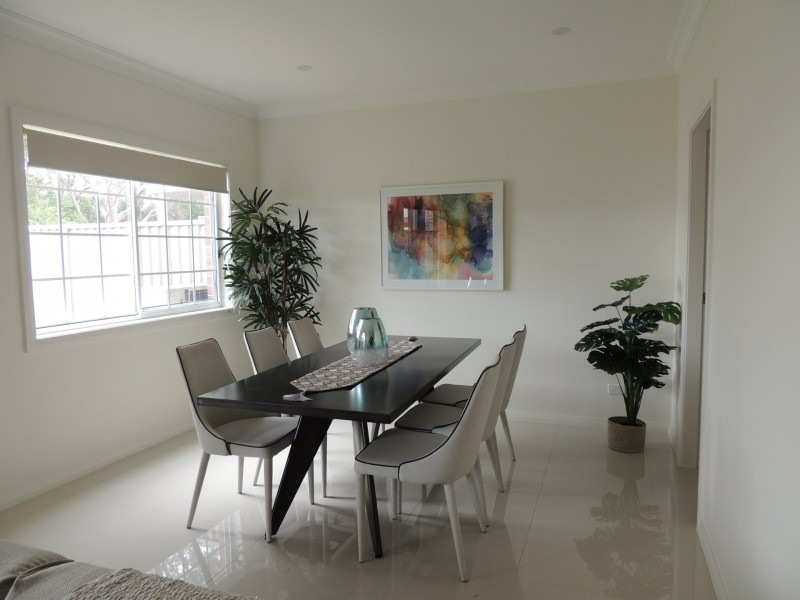 8/10 Old Glenfield Road, Casula NSW 2170