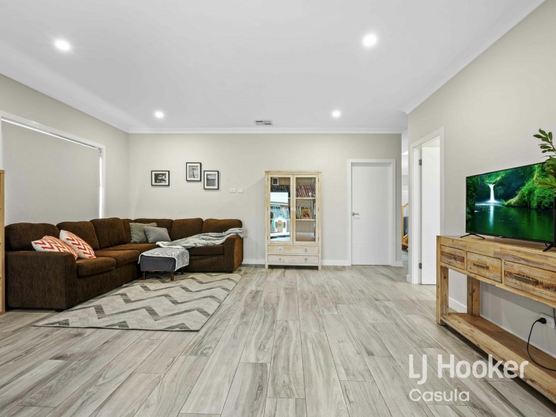72 Plumegrass Avenue, Denham Court NSW 2565