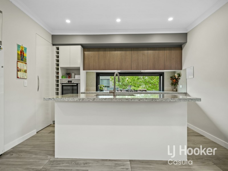 72 Plumegrass Avenue, Denham Court NSW 2565