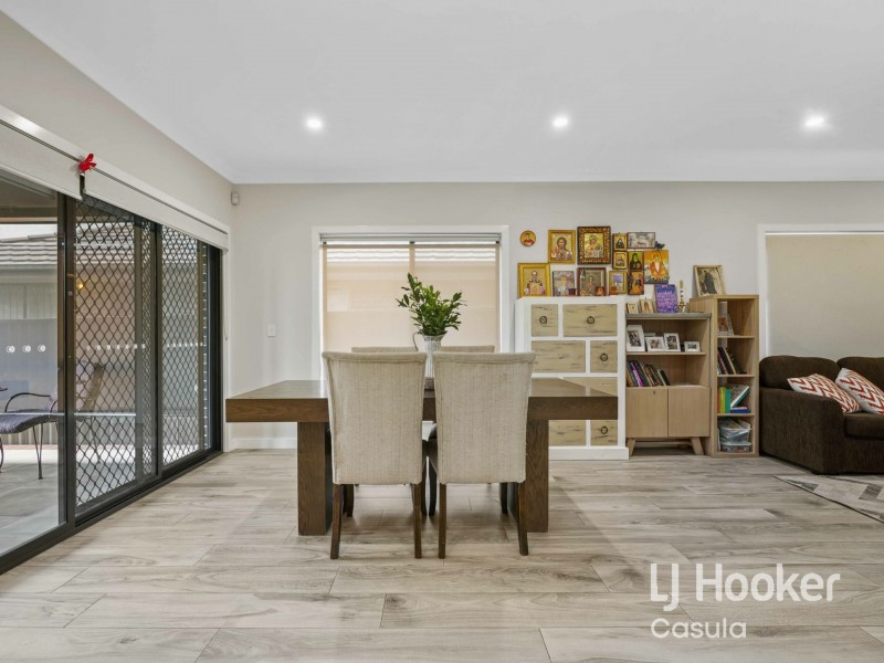 72 Plumegrass Avenue, Denham Court NSW 2565