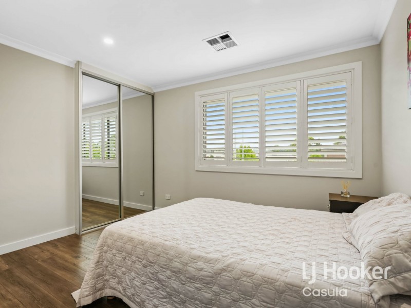 72 Plumegrass Avenue, Denham Court NSW 2565